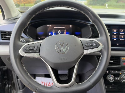 2024 Volkswagen Taos SE 4MOTION