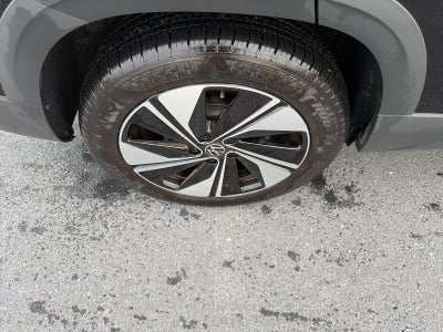 2024 Volkswagen Taos SE 4MOTION