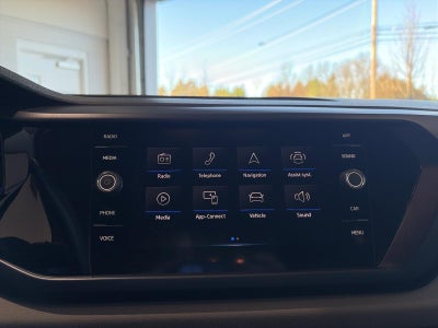 2022 Volkswagen Taos SE 4MOTION