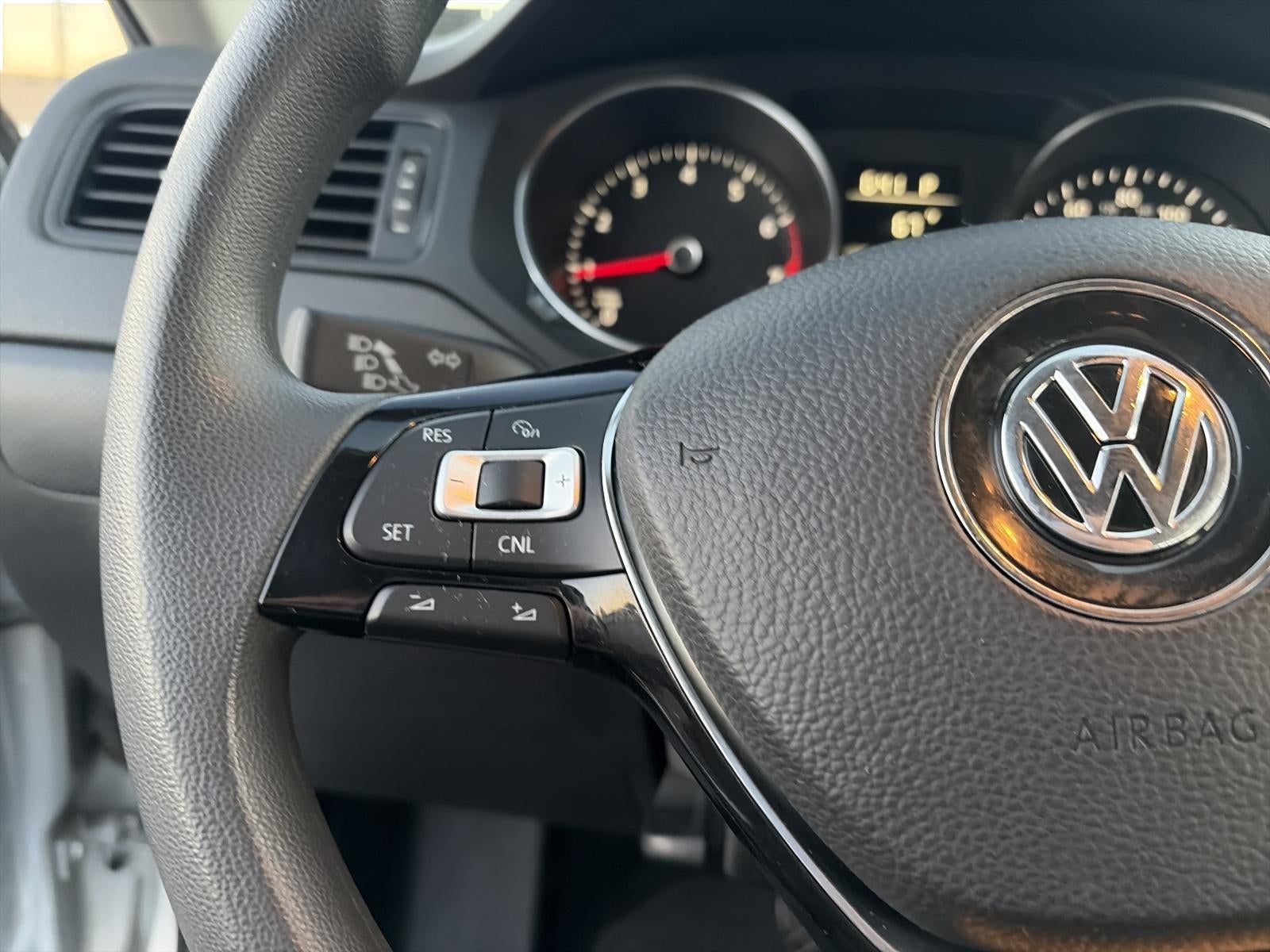 2016 Volkswagen Jetta 4dr Auto 1.4T S Sedan