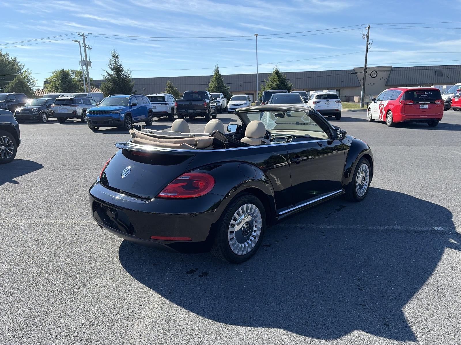 2013 Volkswagen Beetle Convertible 2dr Auto 2.5L PZEV