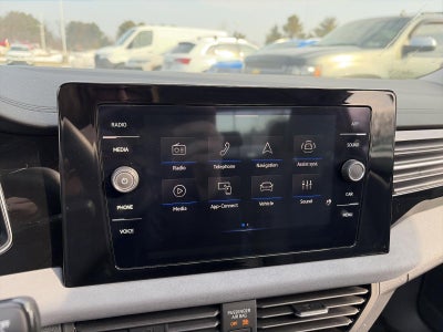 2025 Volkswagen Jetta SE Auto