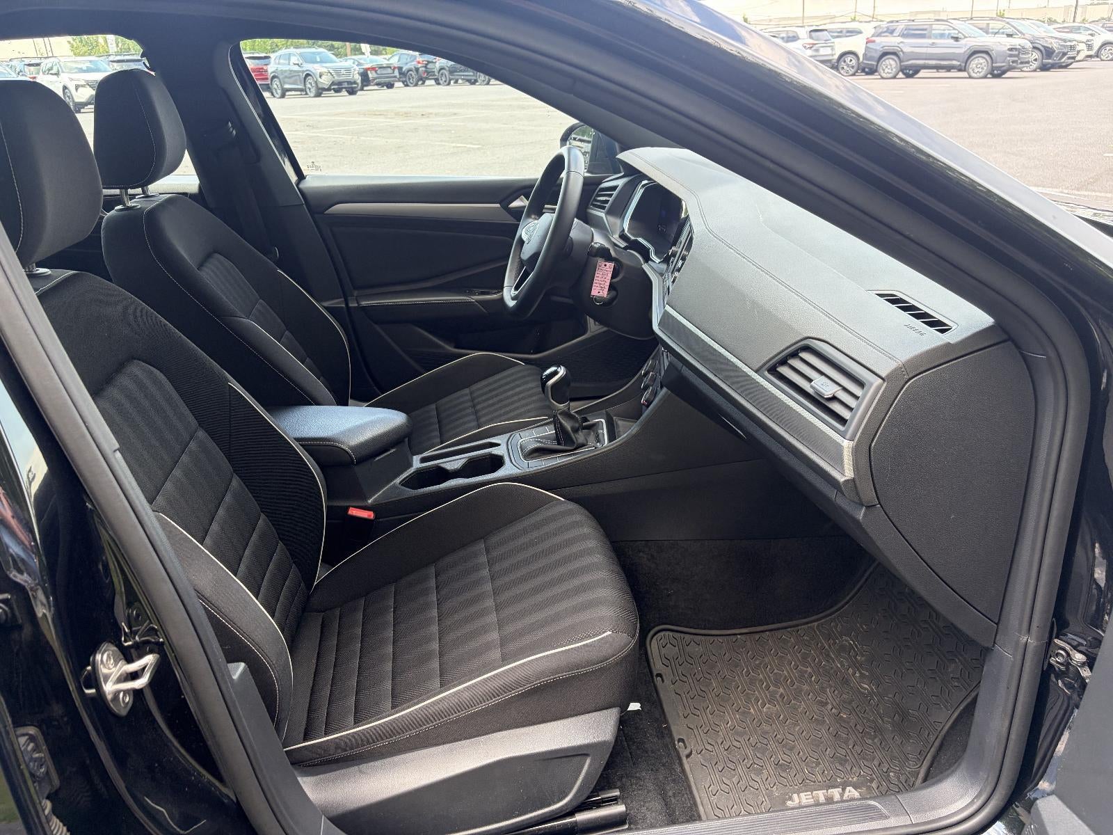 2024 Volkswagen Jetta Sport Manual