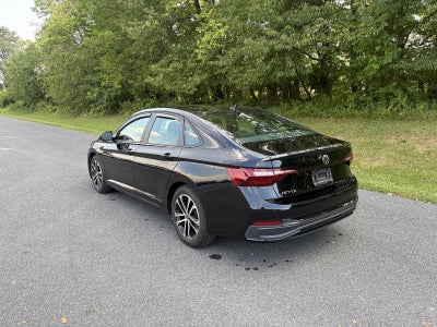 2024 Volkswagen Jetta Sport Manual