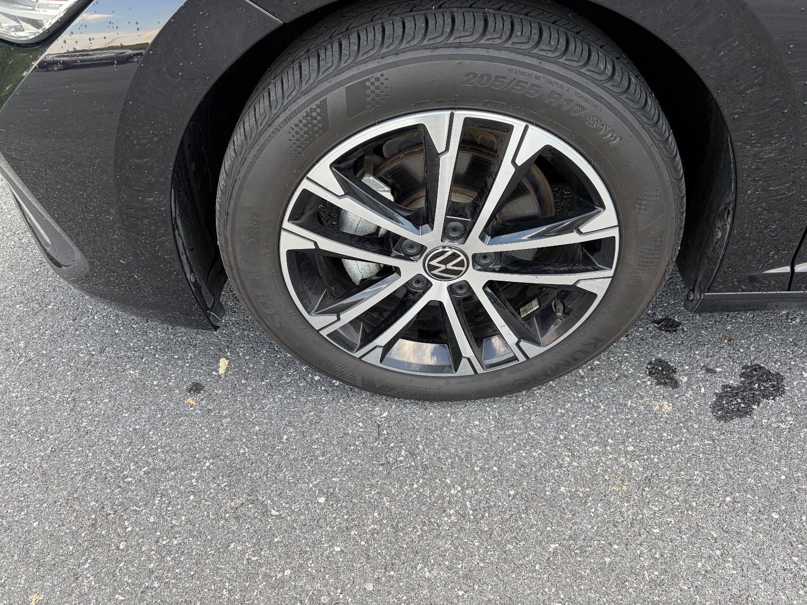 2024 Volkswagen Jetta Sport Manual