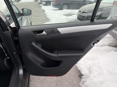 2014 Volkswagen Jetta 4dr Manual SE PZEV Sedan