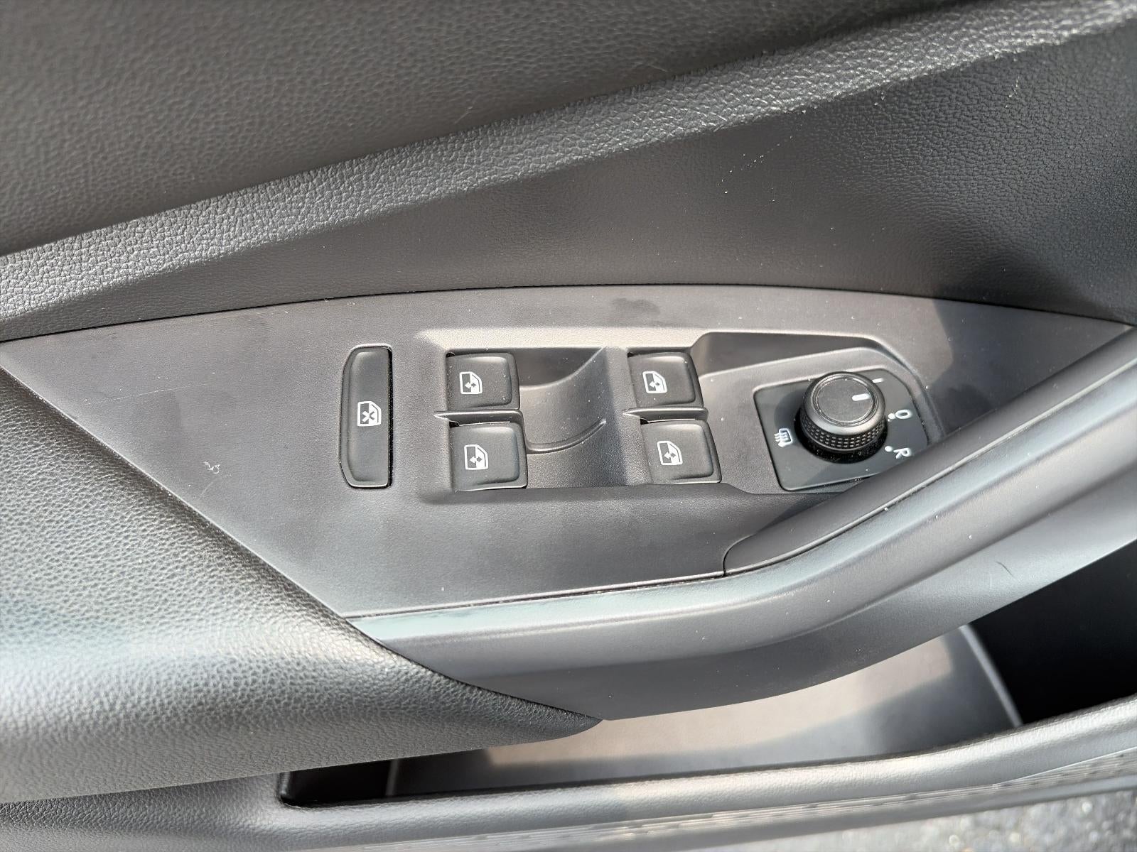 2020 Volkswagen Jetta SEL Auto w/ULEV