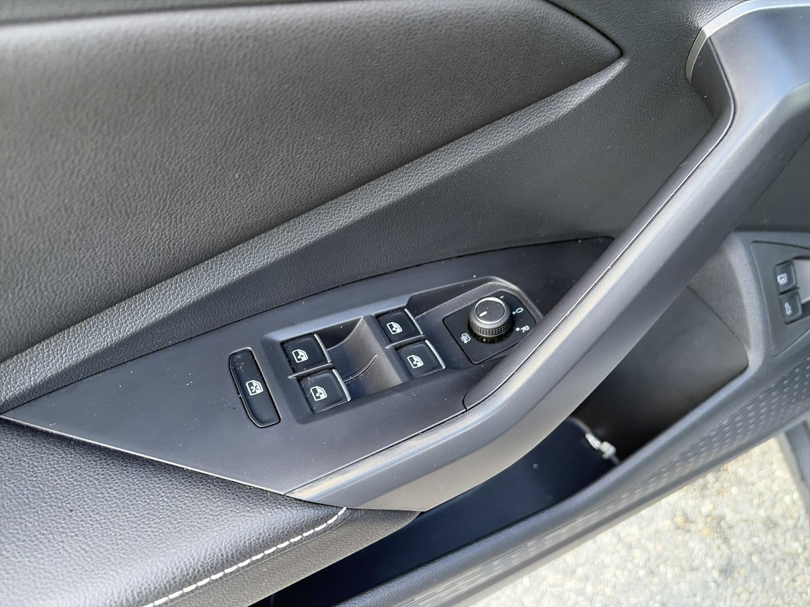 2024 Volkswagen Jetta SE Auto