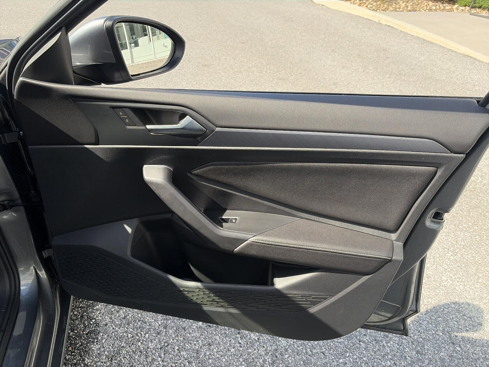 2024 Volkswagen Jetta SE Auto