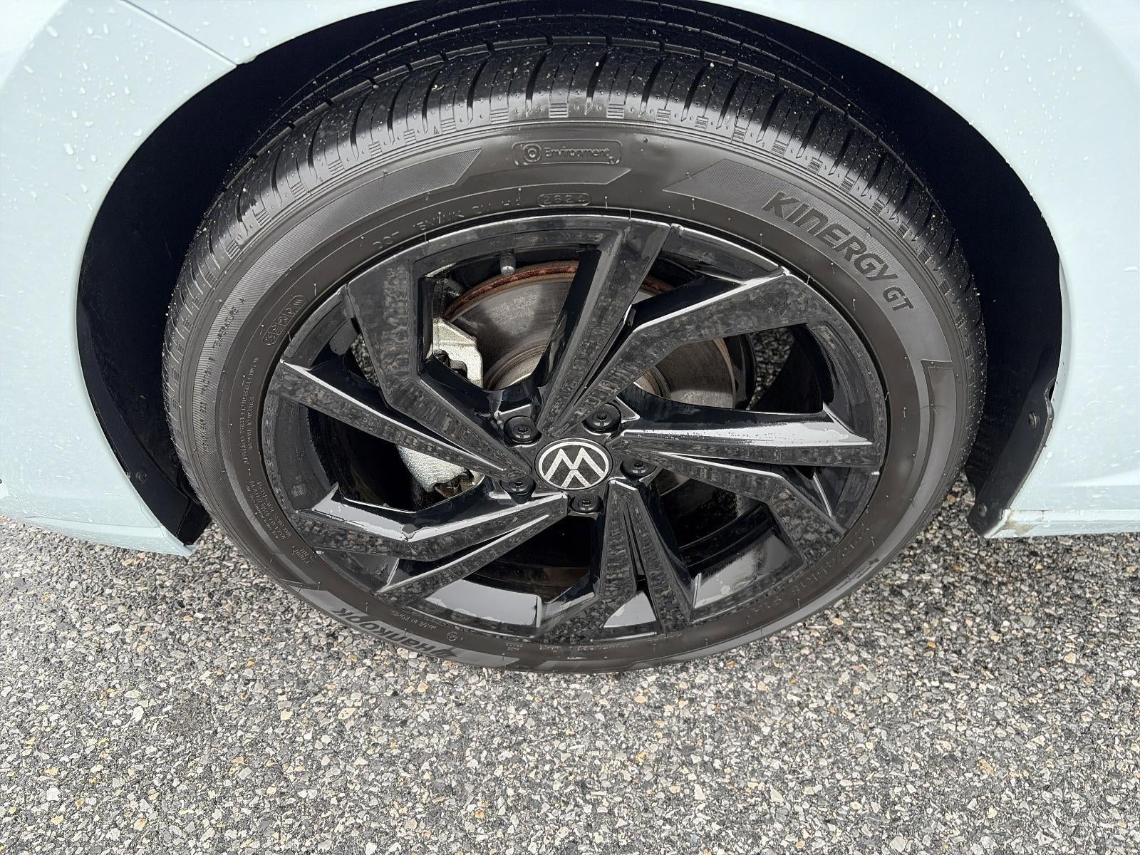 2025 Volkswagen Jetta SE Auto