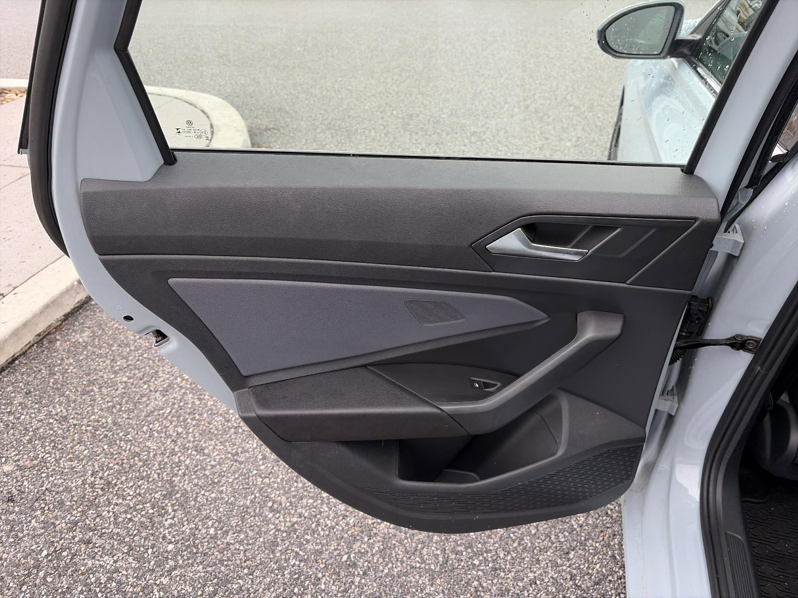 2025 Volkswagen Jetta SE Auto