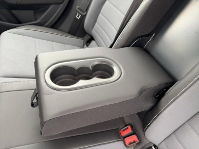 2025 Volkswagen Jetta SE Auto