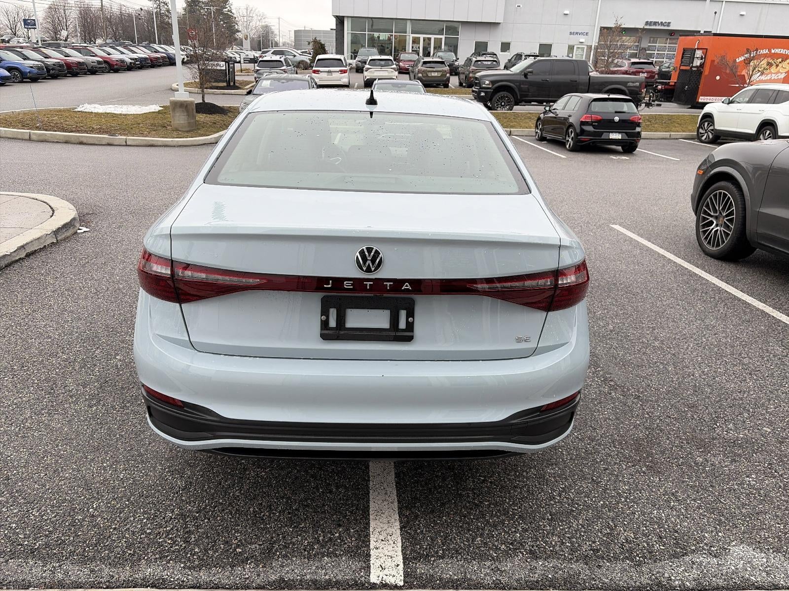 2025 Volkswagen Jetta SE Auto