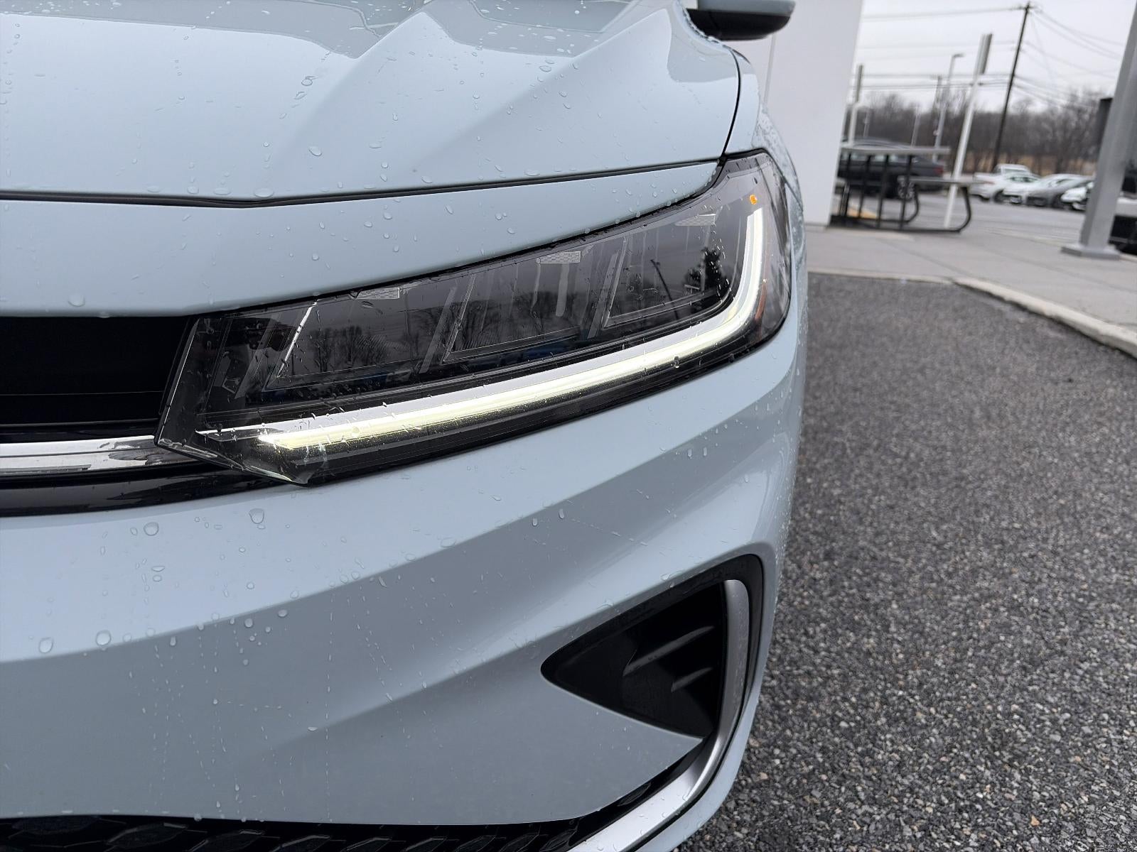 2025 Volkswagen Jetta SE Auto