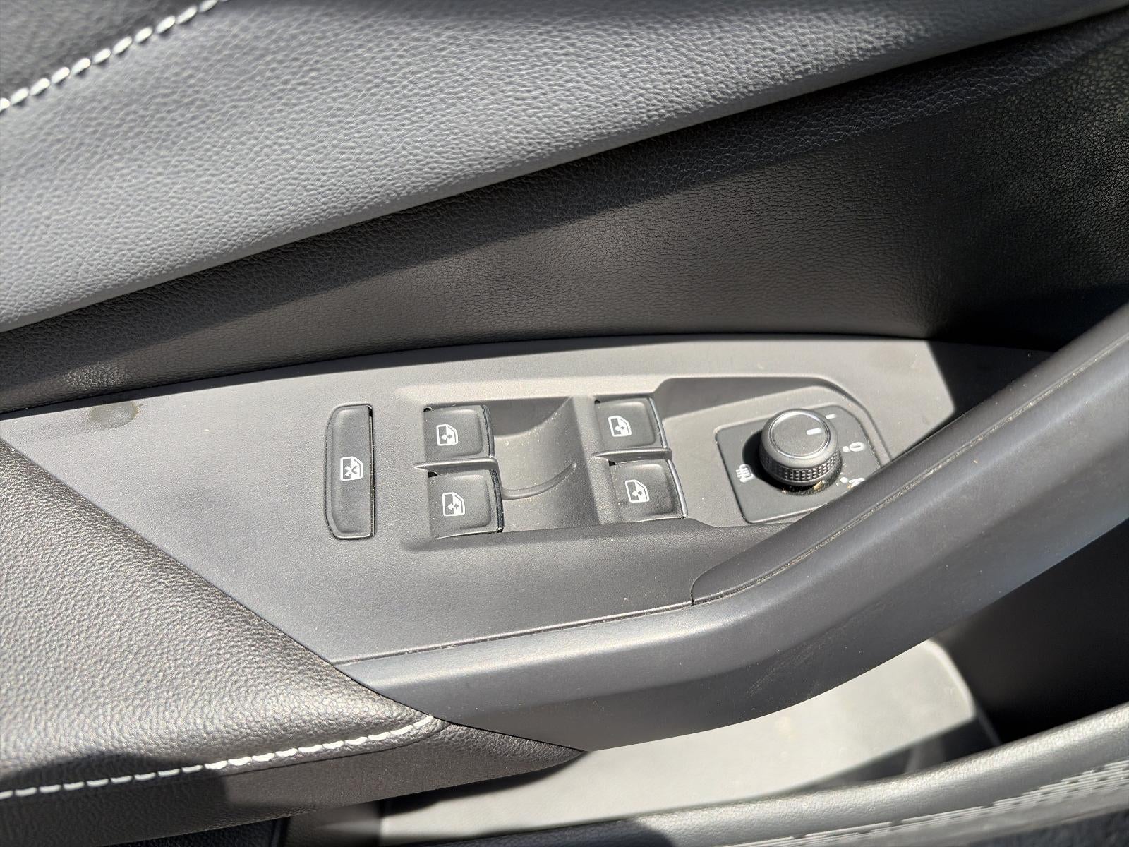 2025 Volkswagen Jetta SEL Auto