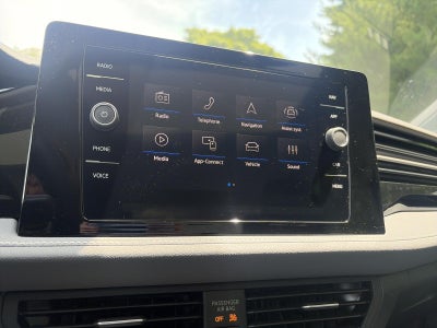 2025 Volkswagen Jetta SEL Auto