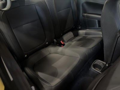 2013 Volkswagen Beetle 2dr Man 2.5L PZEV