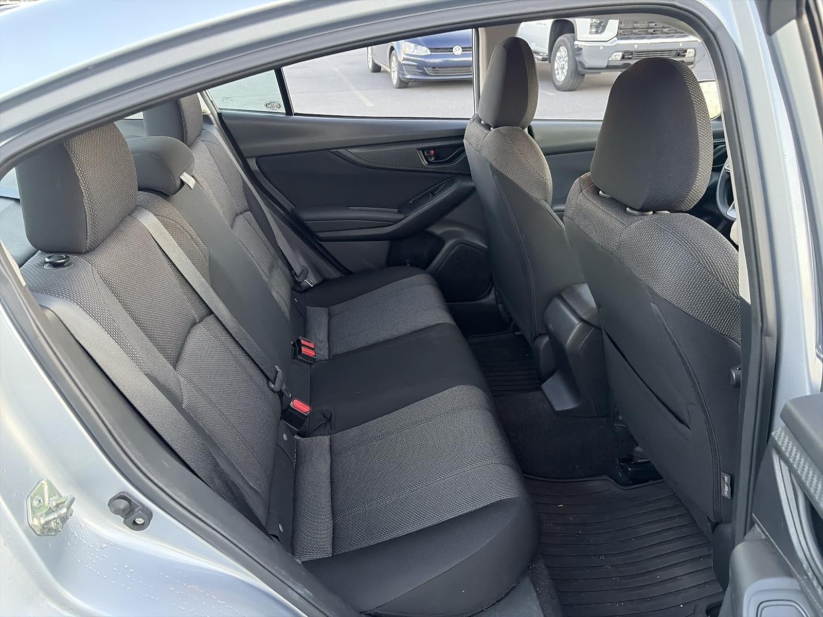 2017 Subaru Impreza 2.0i Premium 4-door CVT