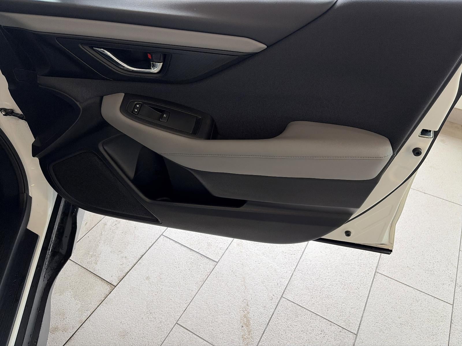 2022 Subaru Outback Premium CVT