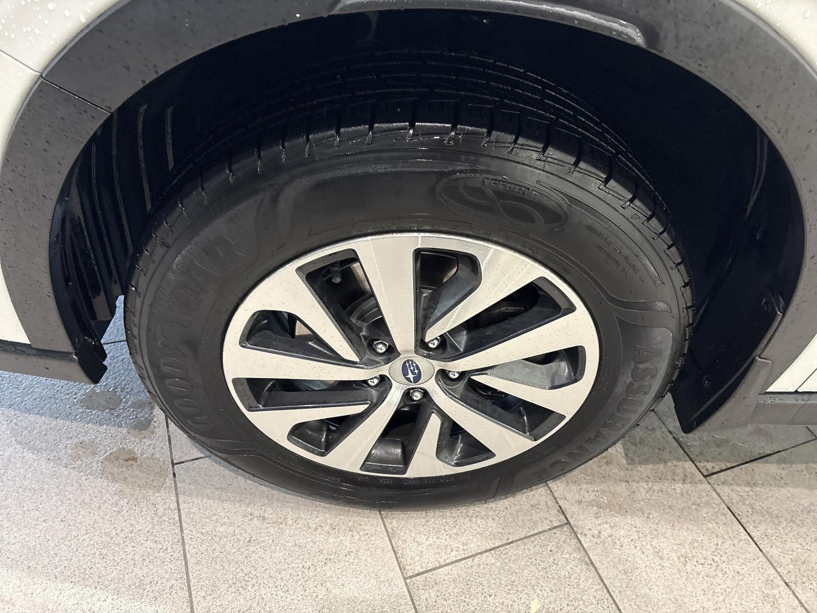 2022 Subaru Outback Premium CVT