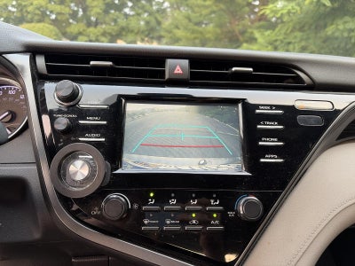 2019 Toyota Camry LE Auto (SE)