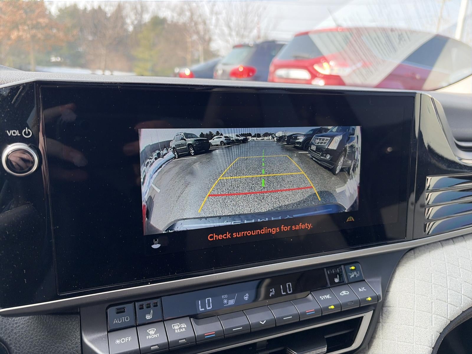 2025 Toyota Camry XSE AWD (Natl)