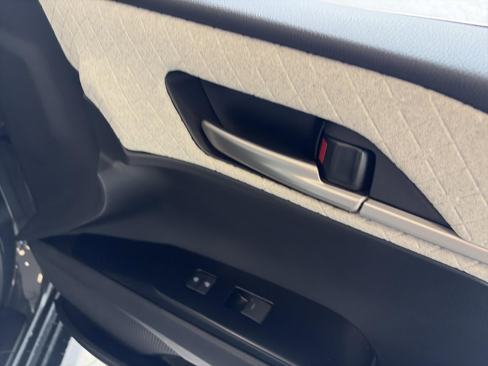 2025 Toyota Camry XSE AWD (Natl)