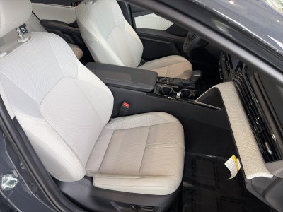 2025 Toyota Camry XSE AWD (Natl)