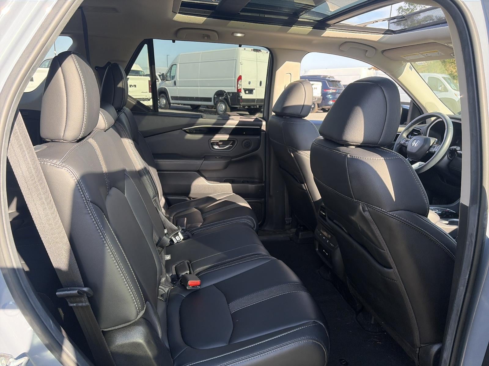 2025 Honda Pilot Touring AWD