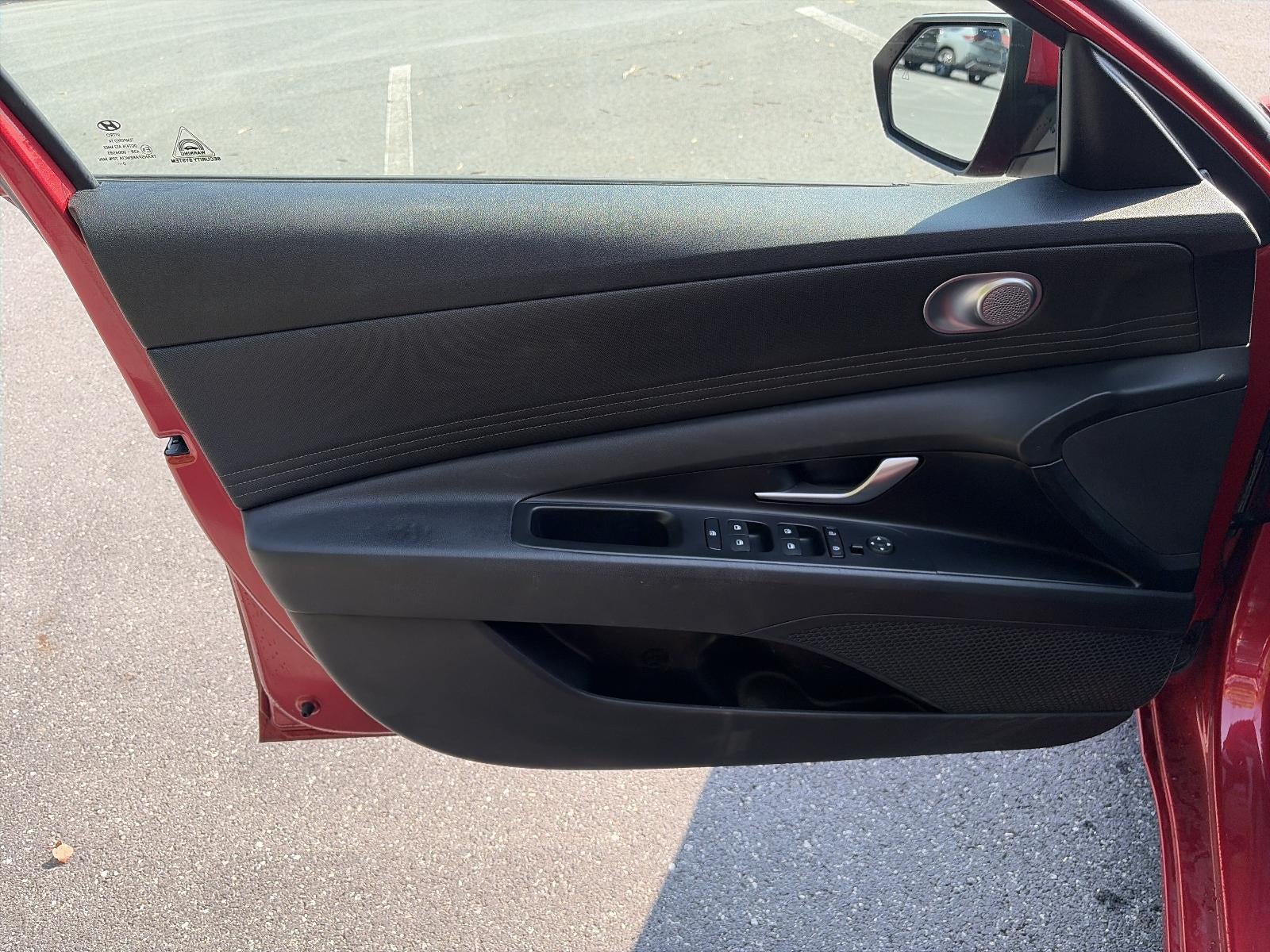 2021 Hyundai ELANTRA SEL IVT