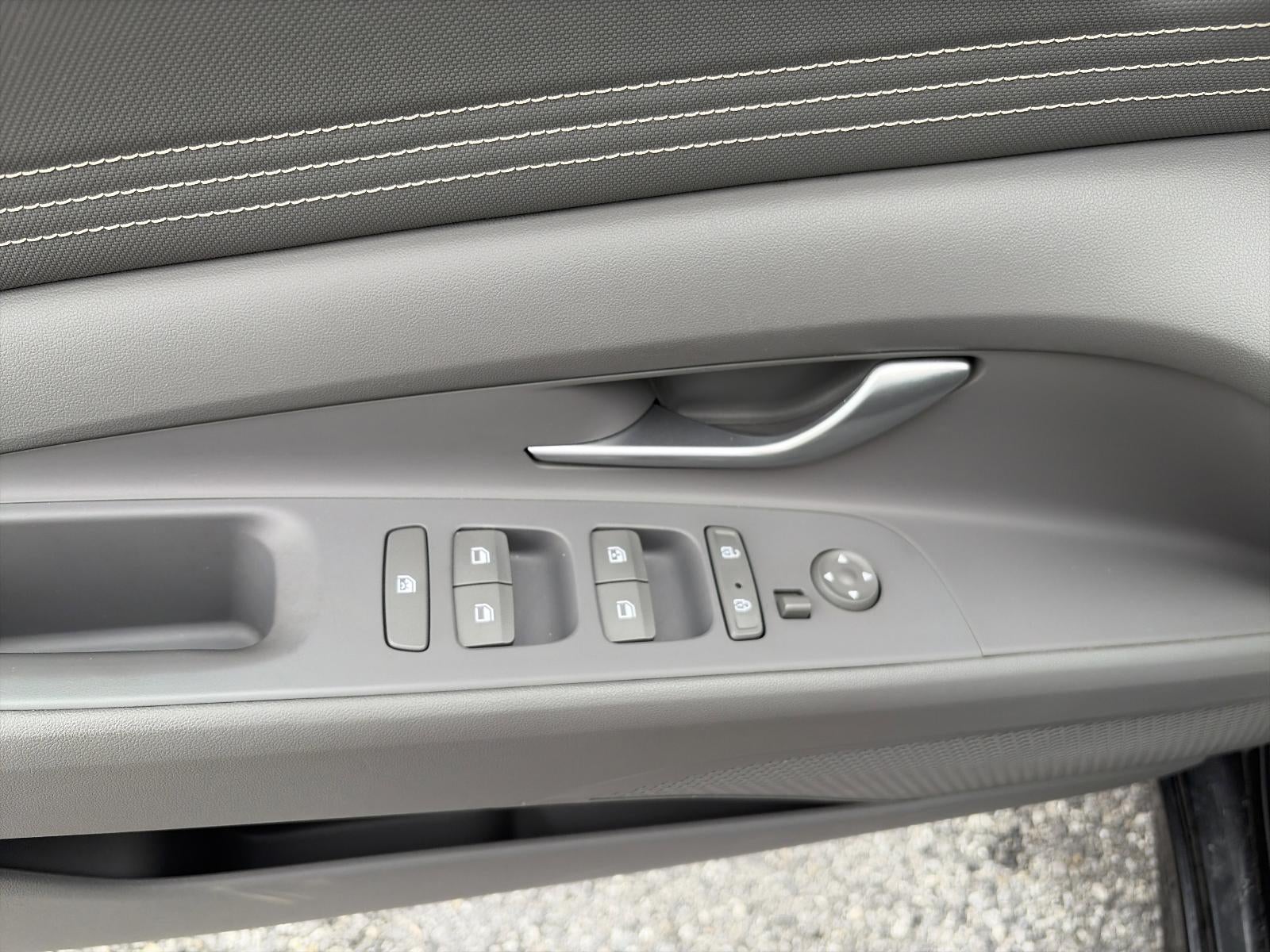 2022 Hyundai ELANTRA SEL IVT