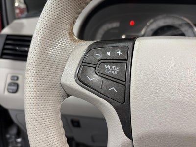 2013 Toyota Sienna 5dr 8-Pass Van V6 SE FWD (Natl)