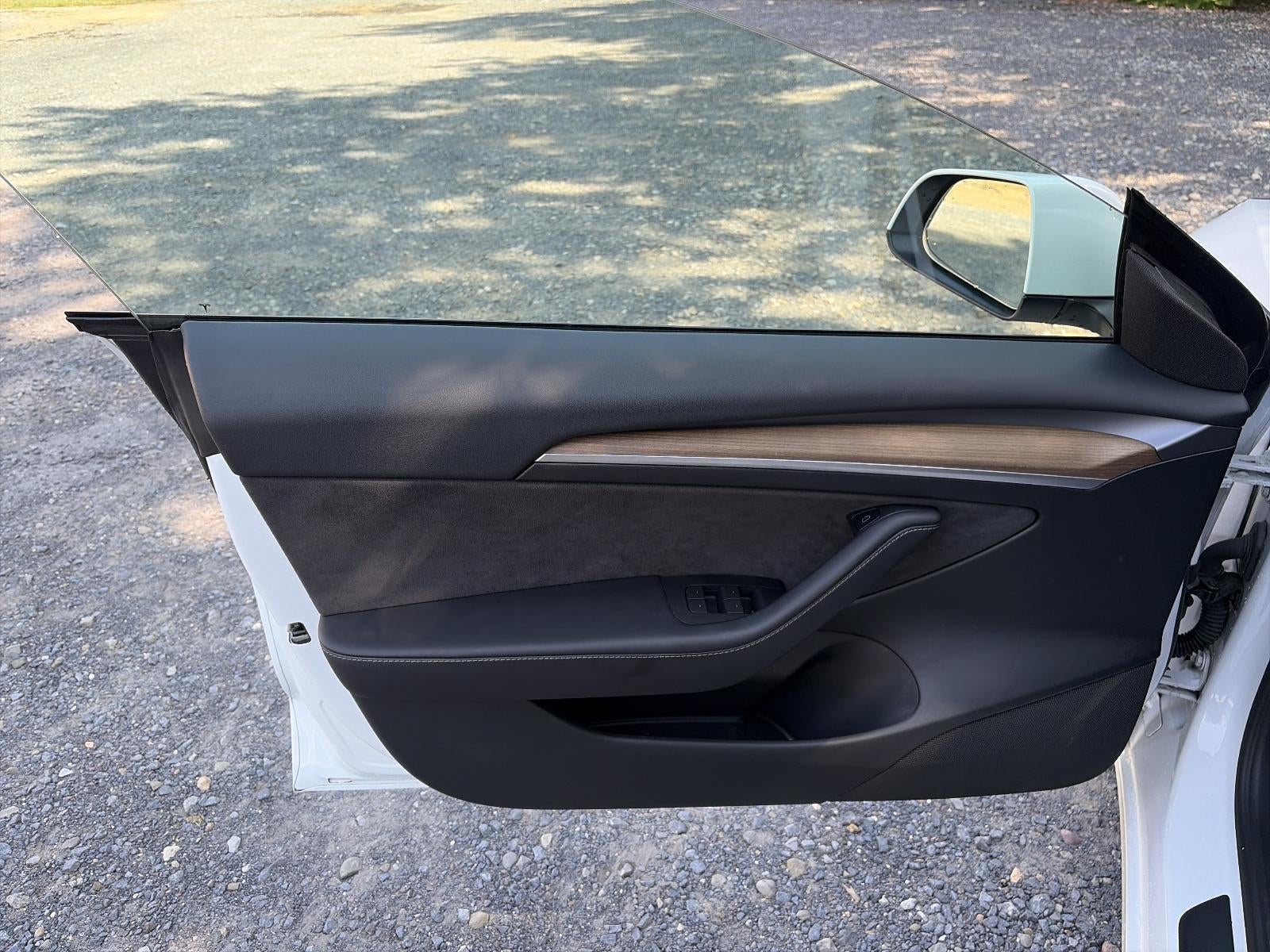 2023 Tesla Model 3 RWD