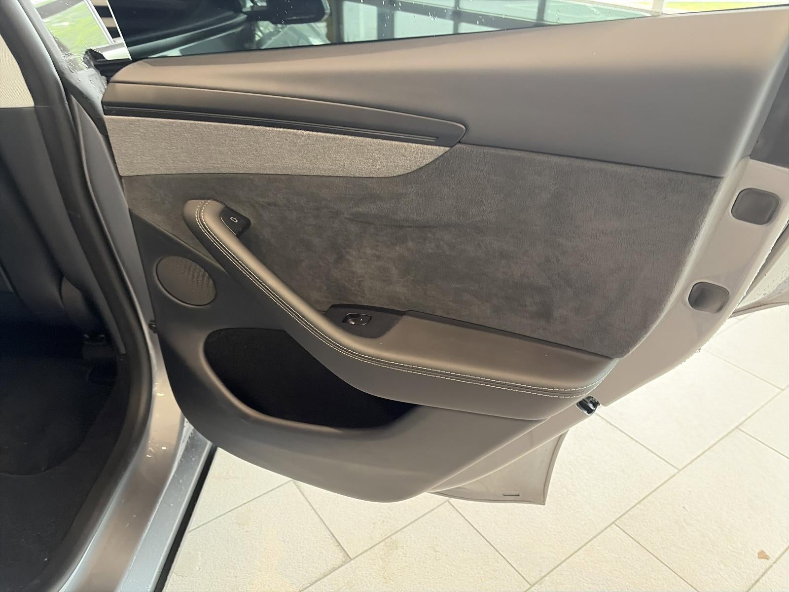 2026 Tesla Model Y RWD