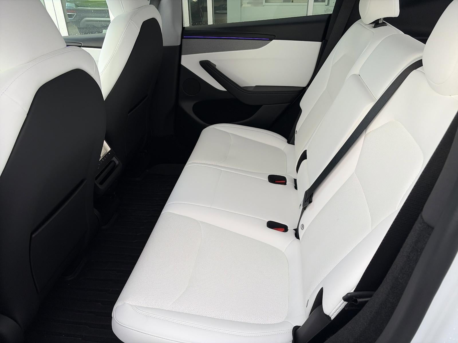 2026 Tesla Model Y AWD