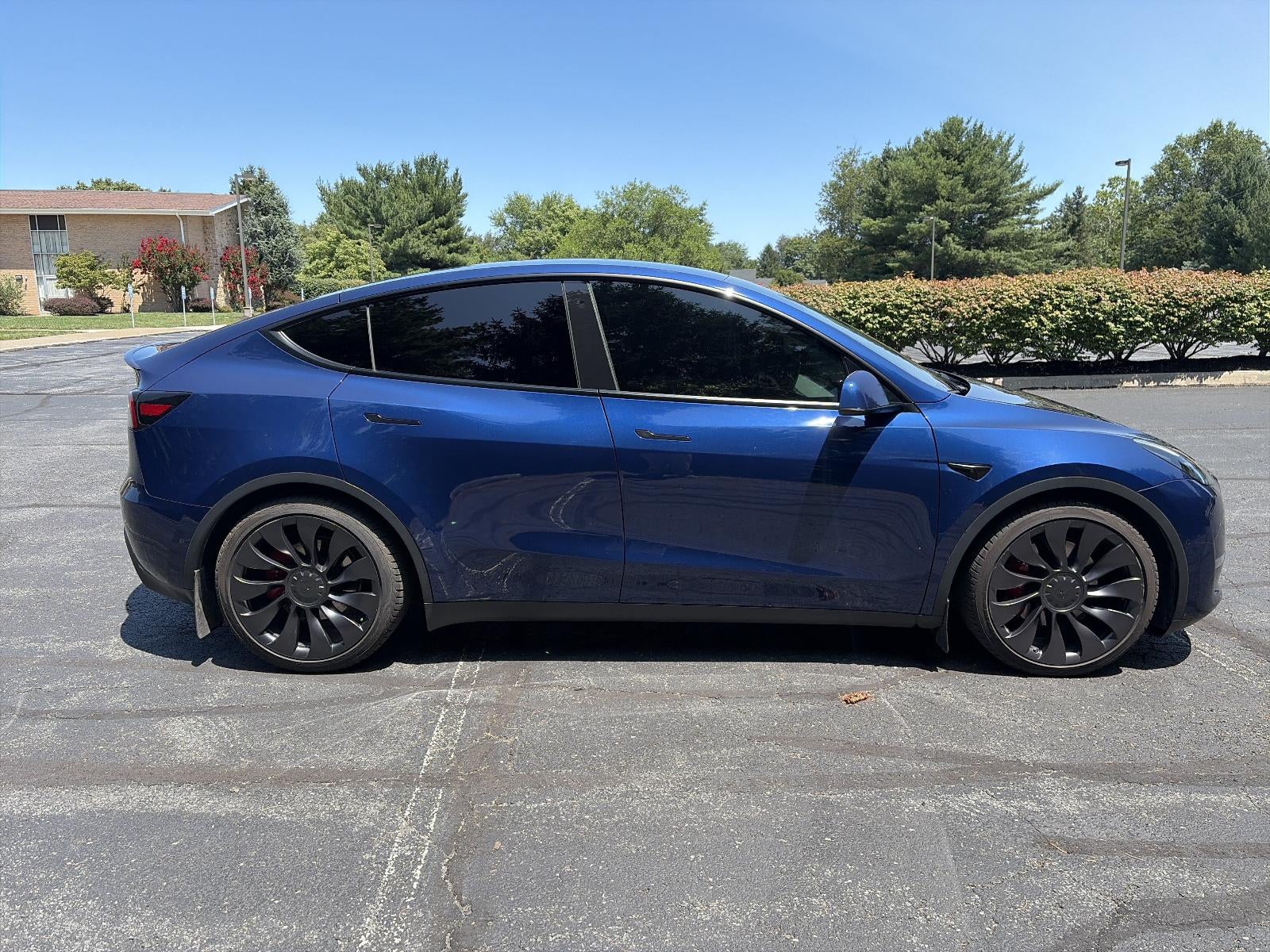 2022 Tesla Model Y Performance AWD