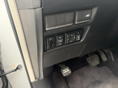 2012 INFINITI QX56 4WD 8-passenger