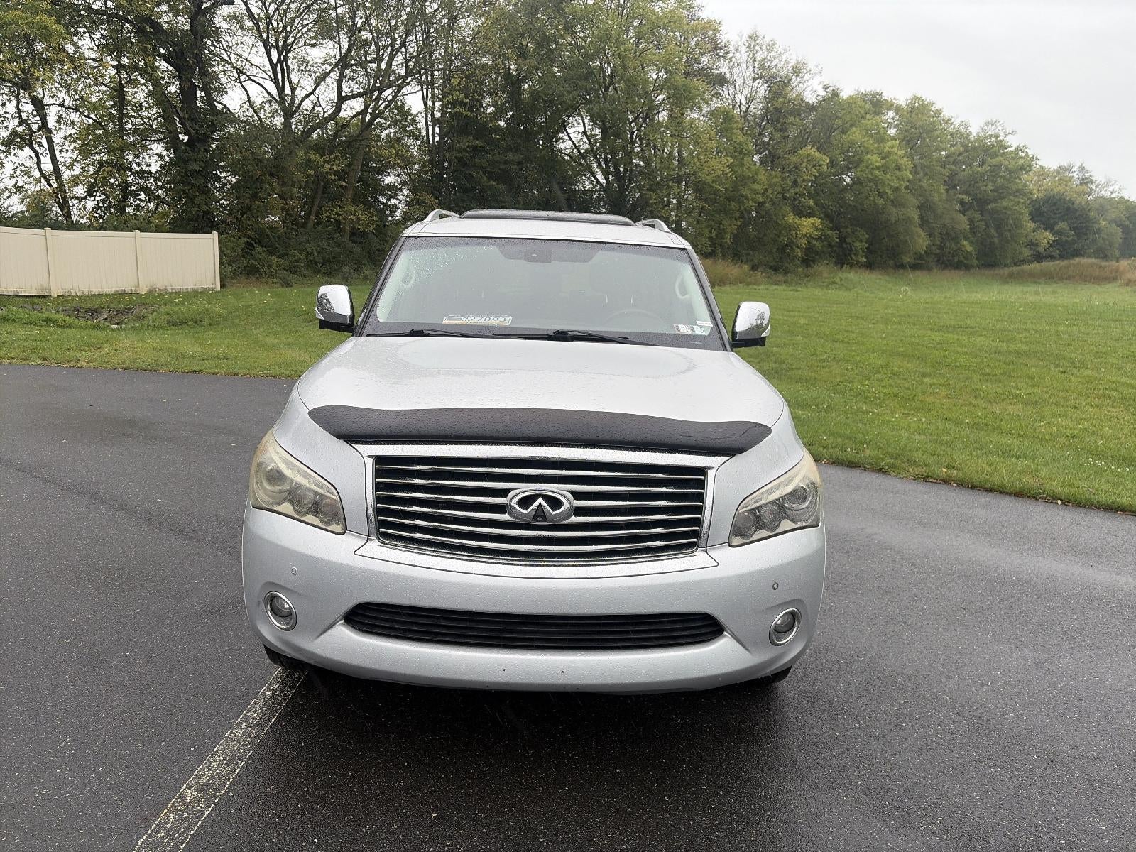 2012 INFINITI QX56 4WD 8-passenger