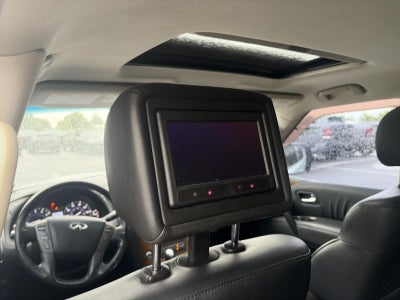2012 INFINITI QX56 4WD 8-passenger