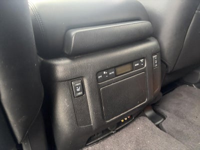 2012 INFINITI QX56 4WD 8-passenger