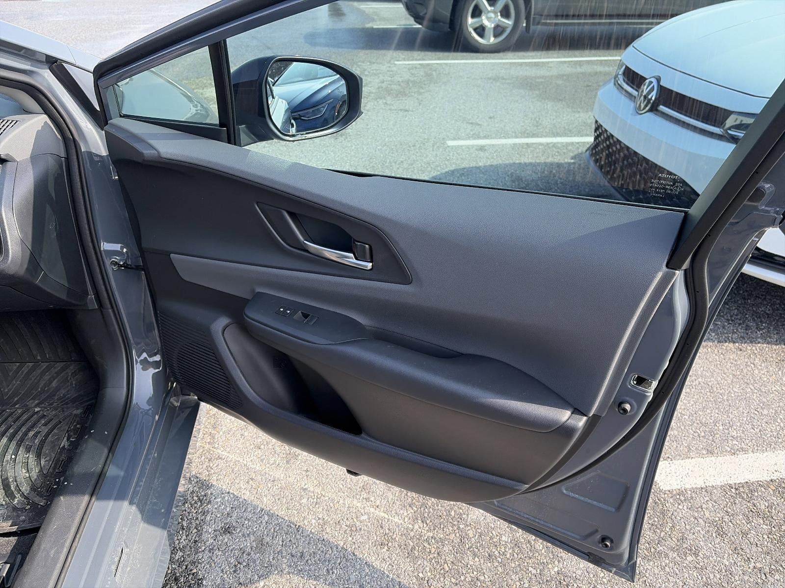 2026 Toyota Prius Limited AWD (Natl)