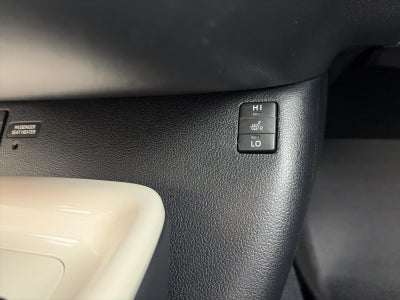 2019 Toyota Prius Prime Premium (Natl)