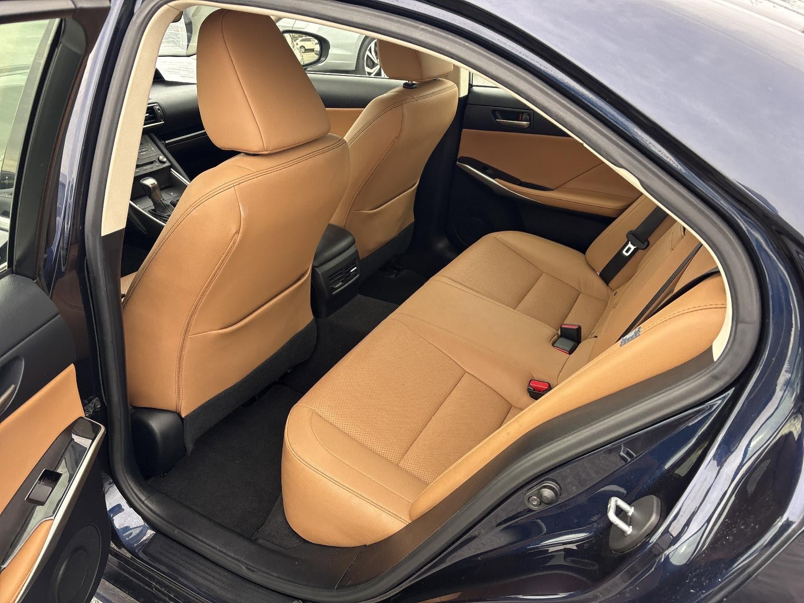 2019 Lexus IS 300 AWD