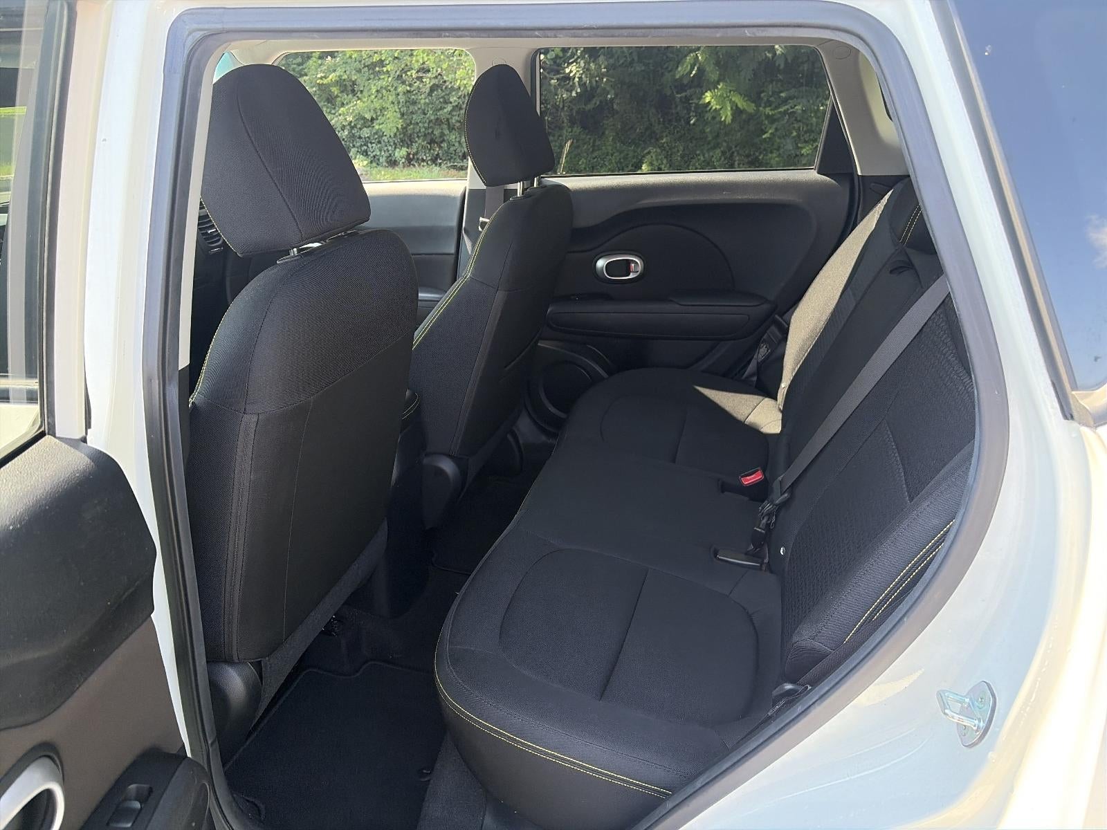 2015 Kia Soul 5dr Wgn Auto +