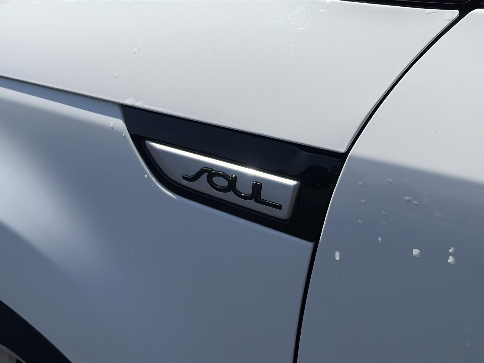 2015 Kia Soul 5dr Wgn Auto +