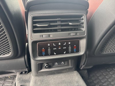 2022 Audi SQ7 Premium Plus 4.0 TFSI quattro