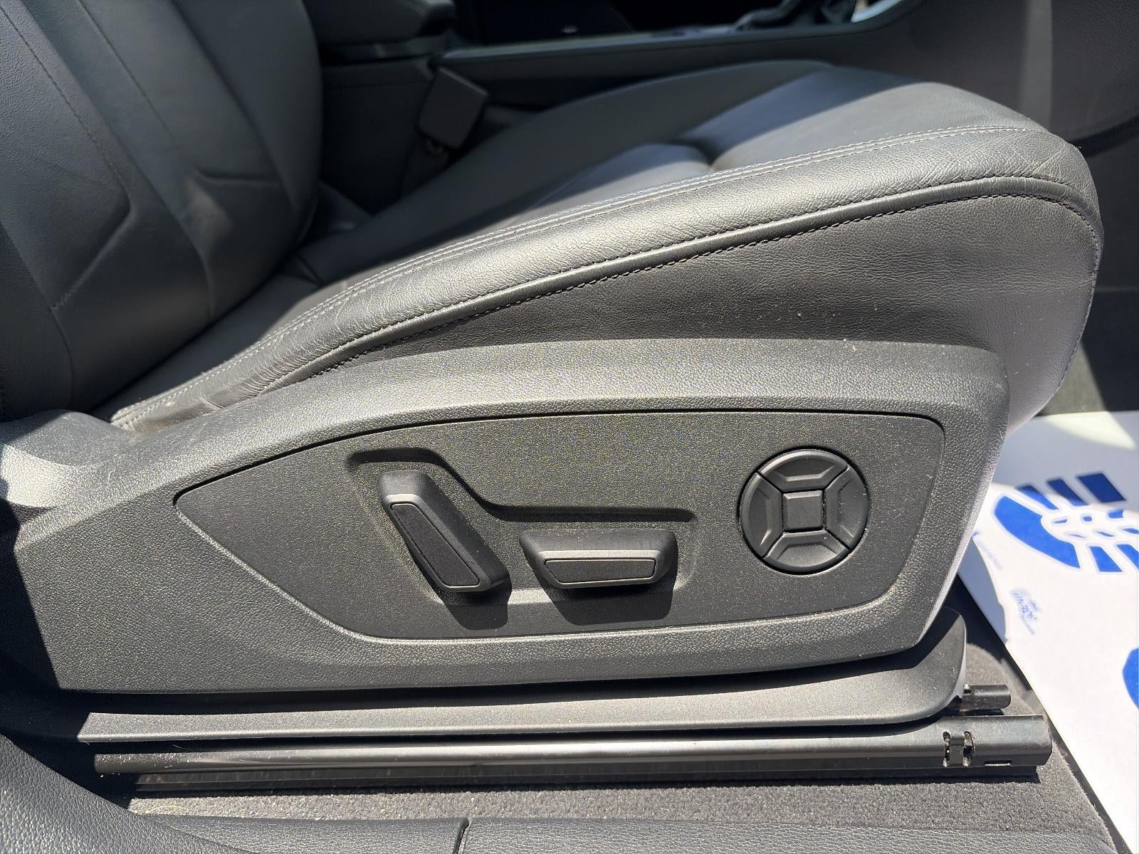 2023 Audi Q3 S line Premium 45 TFSI quattro