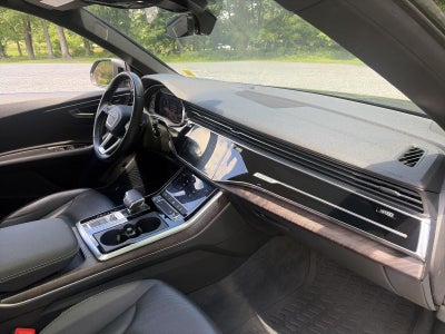 2020 Audi Q8 Premium Plus 55 TFSI quattro