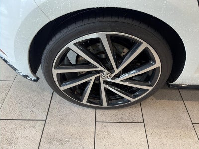 2018 Volkswagen Golf R 2.0T DSG w/DCC/Nav