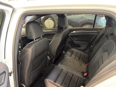 2018 Volkswagen Golf R 2.0T DSG w/DCC/Nav